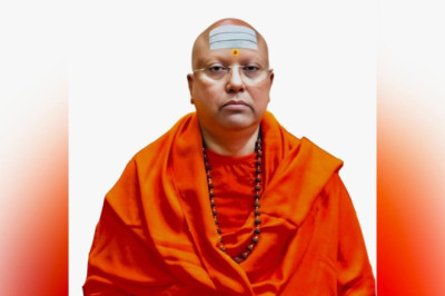 Delhi Ashram Scandal: Self-Styled Godman Accused of Harassment and Fraud